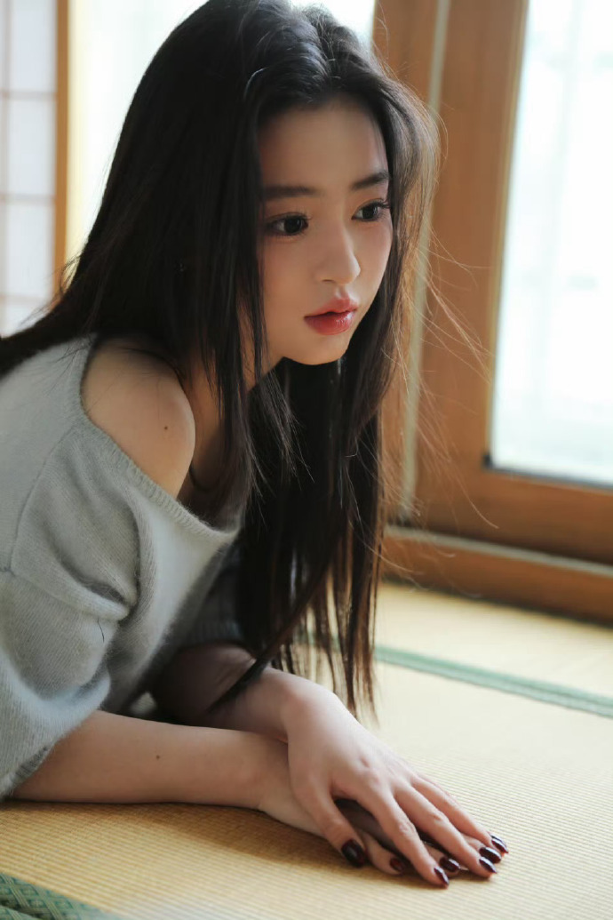芭比 封面